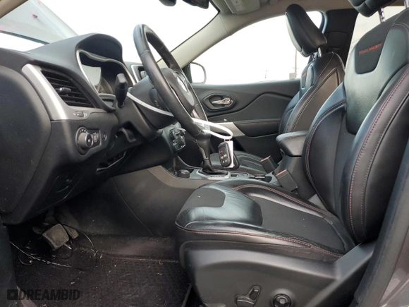 2018 Jeep Cherokee Trailhawk with VIN 1C4PJMBX8JD512497, listed as a Copart auction lot 86903614 with 49,370 mi miles and Salvage Title. Bid and sale history available at carsss.com. Image 7.