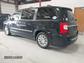 2013 Chrysler Town & Country Limited with VIN 2C4RC1GG0DR509167, listed as a IAAI auction lot 41973819 with 186,896 mi miles. Bid and sale history available at carsss.com. Image 3.