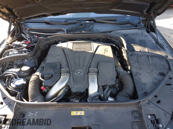 2015 Mercedes-Benz S-Class S 550 with VIN WDDUG8CB0FA077923, listed as a IAAI auction lot 41337033 with 121,957 mi miles. Bid and sale history available at carsss.com. Image 10.