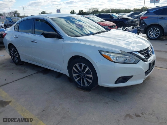2017 Nissan Altima 2.5 SV with VIN 1N4AL3AP2HC219101, listed as a IAAI auction lot 41313212 with 98,092 mi miles. Bid and sale history available at carsss.com. Image 1.