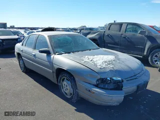 1997 Chevrolet Lumina with VIN 2G1WL52M1V9324398, listed as a IAAI auction lot 41632224 with 133,904 mi miles. Bid and sale history available at carsss.com. Image 1.