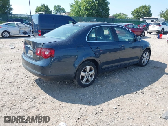 2009 Volkswagen Jetta SE with VIN 3VWRM71K89M176368, listed as a IAAI auction lot 42600256 with 134,065 mi miles and . Bid and sale history available at DreamBid. Image 4.
