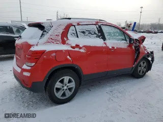 2018 Chevrolet Trax LT with VIN 3GNCJLSB5JL300767, listed as a Copart auction lot 88357925 with 132,808 mi miles and Clean Title. Bid and sale history available at carsss.com. Image 3.