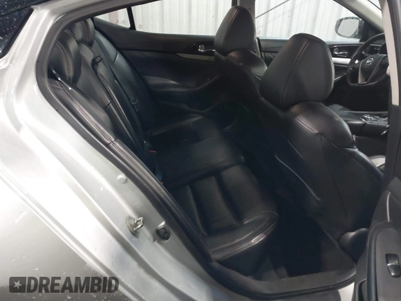 2016 Nissan Maxima SV with VIN 1N4AA6AP4GC443038, listed as a IAAI auction lot 40810384 with 134,955 mi miles and . Bid and sale history available at DreamBid. Image 8.