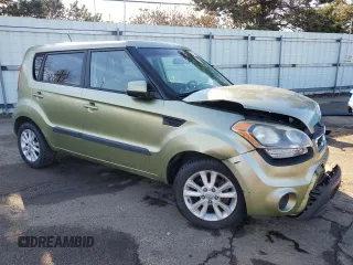 2012 Kia Soul + with VIN KNDJT2A68C7375009, listed as a Copart auction lot 47223845 with 124,884 mi miles and Salvage Title. Bid and sale history available at carsss.com. Image 4.