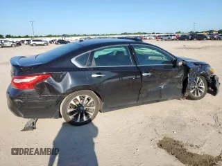 2017 Nissan Altima SV z VIN 1N4AL3AP7HC203508, wystawiony jako Copart lot #61232345 z przebiegiem 218 716 mil mil oraz Szkoda całkowita • Salvage title. Historia ofert i sprzedaży dostępna na DreamBid. Obrazek 3.