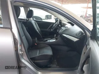 2011 Mazda Mazda3 i Touring with VIN JM1BL1VG1B1491171, listed as a IAAI auction lot 41886159 with 127,674 mi miles. Bid and sale history available at carsss.com. Image 5.