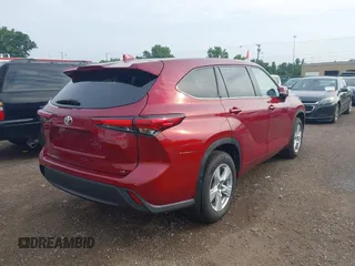 2021 Toyota Highlander L z VIN 5TDZZRAH2MS044221, wystawiony jako IAAI lot #42668093 z przebiegiem 64 539 mil mil oraz . Historia ofert i sprzedaży dostępna na DreamBid. Obrazek 4.