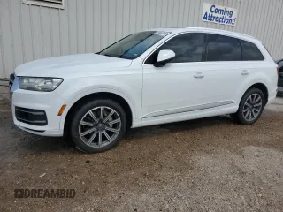 2017 Audi Q7 Premium Plus z VIN WA1LAAF78HD023786, wystawiony jako Copart lot #55849445 z przebiegiem 155 389 mil mil oraz Czysty tytuł • Clean title. Historia ofert i sprzedaży dostępna na DreamBid. Obrazek 1.