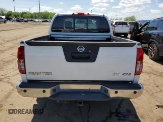 2017 Nissan Frontier SV with VIN 1N6AD0EV4HN772364, listed as a Copart auction lot 57479095 with 112,992 mi miles and Salvage title. Bid and sale history available at DreamBid. Image 6.