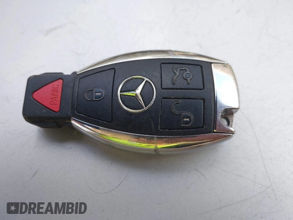 2007 Mercedes-Benz CLK 3.5L with VIN WDBTK56F47T075999, listed as a IAAI auction lot 41915608 with 164,654 mi miles. Bid and sale history available at carsss.com. Image 11.