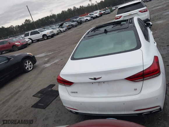 2015 Hyundai Genesis 5.0L with VIN KMHGN4JF0FU043700, listed as a IAAI auction lot 41527863 with 110,520 mi miles. Bid and sale history available at carsss.com. Image 17.