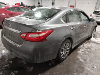 2016 Nissan Altima SV with VIN 1N4AL3AP9GC185978, listed as a IAAI auction lot 41603162 with 120,277 mi miles and . Bid and sale history available at DreamBid. Image 4.