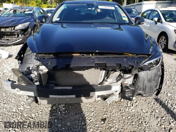 2018 Infiniti QX30 ESSENTIAL with VIN SJKCH5CP9JA057995, listed as a Copart auction lot 71195723 with 32,373 mi miles. Bid and sale history available at carsss.com. Image 5.