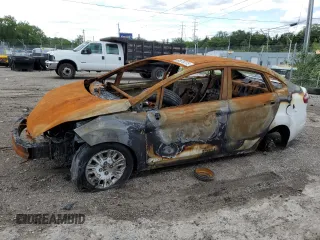 2014 Ford Fiesta S z VIN 3FADP4AJ2EM128522, wystawiony jako Copart lot #54676375 z przebiegiem Nie podano mil oraz Nie do naprawy • Non repairable. Historia ofert i sprzedaży dostępna na DreamBid. Obrazek 1.