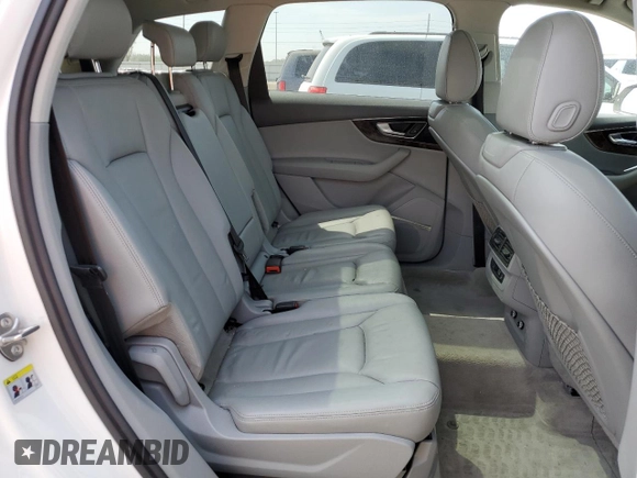 2018 Audi Q7 Premium Plus z VIN WA1LAAF76JD022822, wystawiony jako Copart lot #52515905 z przebiegiem 84 277 mil mil oraz Szkoda całkowita • Salvage title. Historia ofert i sprzedaży dostępna na DreamBid. Obrazek 11.