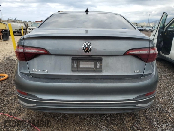 2022 Volkswagen Jetta SEL z VIN 3VWGM7BU4NM032057, wystawiony jako Copart lot #48829255 z przebiegiem 34 467 mil mil oraz Szkoda całkowita • Salvage title. Historia ofert i sprzedaży dostępna na DreamBid. Obrazek 6.