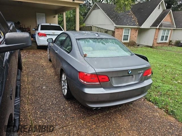 2010 BMW 3 Series 328i with VIN WBAWB3C56AP139133, listed as a Copart auction lot 80909844 with 154,921 mi miles and Clean Title. Bid and sale history available at carsss.com. Image 3.