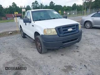 2008 Ford F-150 XL z VIN 1FTRF14W98KC35488, wystawiony jako IAAI lot #42857727 z przebiegiem 207 387 mil mil oraz . Historia ofert i sprzedaży dostępna na DreamBid. Obrazek 1.