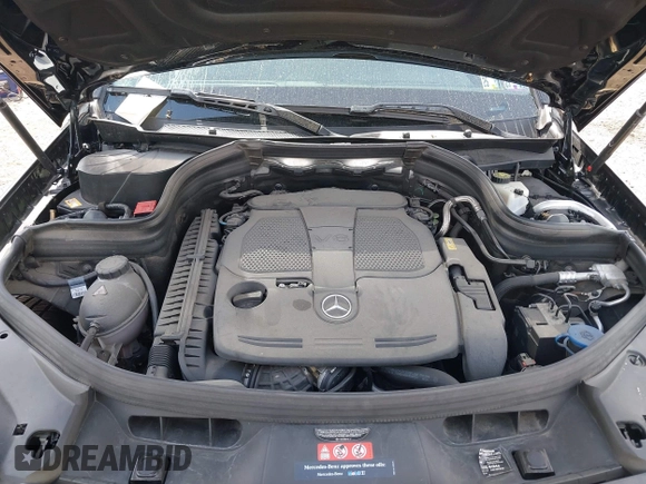 2015 Mercedes-Benz GLK with VIN WDCGG8JB4FG401022, listed as a IAAI auction lot 41919449 with 31,615 mi miles. Bid and sale history available at carsss.com. Image 10.