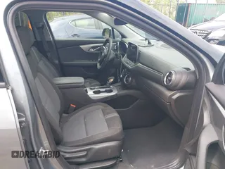 2023 Chevrolet Blazer LT с VIN 3GNKBCR44PS225011, выставлен на аукционе IAAI как лот 42774476 с пробегом 84 750 миль миль и . История ставок и продаж доступна на DreamBid. Изображение 5.