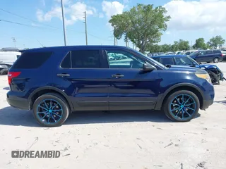 2014 Ford Police Interceptor Utility z VIN 1FM5K8AR7EGC37798, wystawiony jako IAAI lot #42004723 z przebiegiem 146 521 mil mil oraz . Historia ofert i sprzedaży dostępna na DreamBid. Obrazek 13.