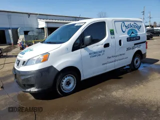 2018 Nissan NV200 SV z VIN 3N6CM0KN0JK704636, wystawiony jako Copart lot #46660035 z przebiegiem 49 707 mil mil oraz Szkody całkowita. Historia ofert i sprzedaży dostępna na DreamBid. Obrazek 1.