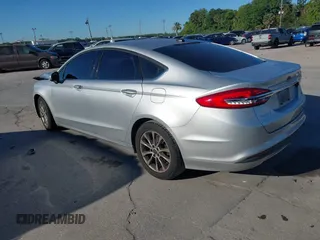 2017 Ford Fusion SE with VIN 3FA6P0H76HR137260, listed as a IAAI auction lot 41827472 with 123,031 mi miles. Bid and sale history available at carsss.com. Image 3.