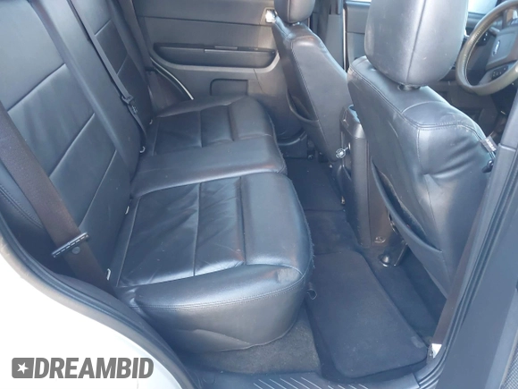 2010 Ford Escape Limited z VIN 1FMCU9EG9AKA78659, wystawiony jako IAAI lot #41089881 z przebiegiem 213 814 mil mil oraz . Historia ofert i sprzedaży dostępna na DreamBid. Obrazek 8.