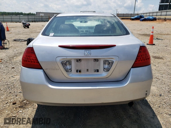 2006 Honda Accord LX SE with VIN 1HGCM56306A047940, listed as a Copart auction lot 61636365 with 197,560 mi miles and Clean title. Bid and sale history available at DreamBid. Image 6.