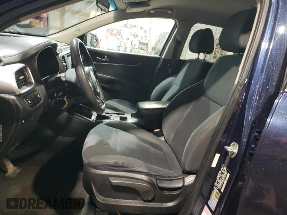 2016 Kia Sorento LX with VIN 5XYPG4A32GG165630, listed as a Copart auction lot 51826715 with 177,196 mi miles and Clean Title. Bid and sale history available at DreamBid. Image 7.
