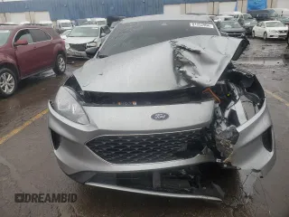 2022 Ford Escape SE with VIN 1FMCU9G61NUC02650, listed as a Copart auction lot 81252904 with Not provided miles and Non repairable. Bid and sale history available at DreamBid. Image 5.