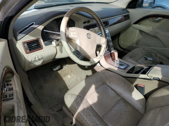 2008 Volvo V70 with VIN YV1BW982281011258, listed as a Copart auction lot 49533565 with Not Provided miles and Clean Title. Bid and sale history available at DreamBid. Image 8.