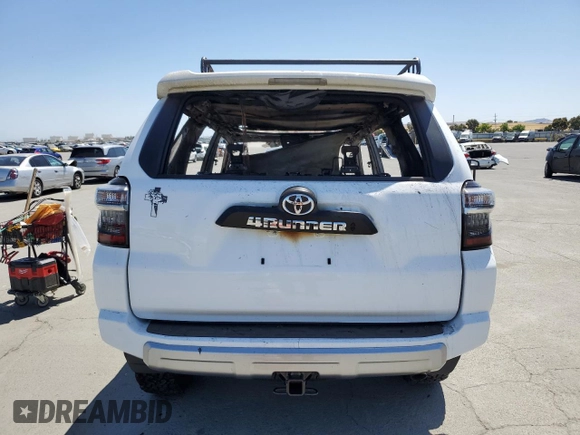 2024 Toyota 4Runner TRD Off Road с VIN JTERU5JR2R6253395, выставлен на аукционе Copart как лот 56165875 с пробегом Не указан миль и На запчасти • Non repairable. История ставок и продаж доступна на DreamBid. Изображение 6.