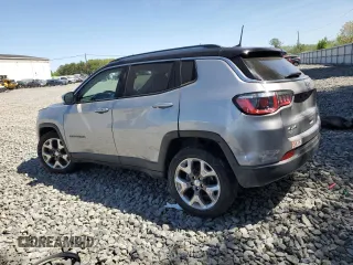2020 Jeep Compass Limited with VIN 3C4NJDCBXLT155752, listed as a Copart auction lot 55040775 with 135,605 mi miles and Salvage title. Bid and sale history available at DreamBid. Image 2.