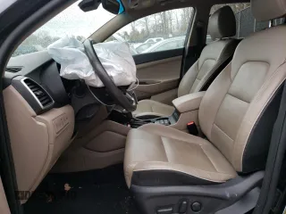2019 Hyundai Tucson Ultimate z VIN KM8J3CAL1KU972641, wystawiony jako Copart lot #35800603 z przebiegiem 57 676 mil mil oraz . Historia ofert i sprzedaży dostępna na DreamBid. Obrazek 7.