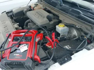 2021 Ram 1500 Laramie z VIN 1C6SRFJMXMN705990, wystawiony jako IAAI lot #41155618 z przebiegiem 89 518 mil mil oraz . Historia ofert i sprzedaży dostępna na DreamBid. Obrazek 23.