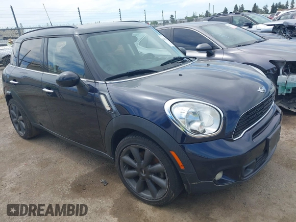 2014 MINI Countryman S with VIN WMWZC3C54EWP26131, listed as a IAAI auction lot 42012162 with 125,869 mi miles and . Bid and sale history available at DreamBid. Image 1.