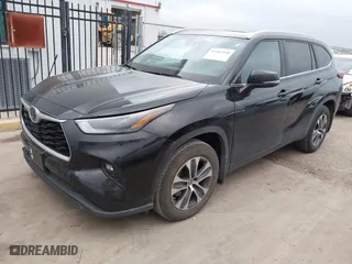 2023 Toyota Highlander L with VIN 5TDKDRBHXPS046057, listed as a IAAI auction lot 41961550 with 43,422 mi miles. Bid and sale history available at carsss.com. Image 2.