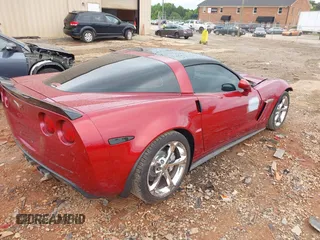 2011 Chevrolet Corvette Z16 Grand Sport 3LT z VIN 1G1YW2DW9B5105873, wystawiony jako IAAI lot #42313370 z przebiegiem 32 263 mil mil oraz . Historia ofert i sprzedaży dostępna na DreamBid. Obrazek 4.