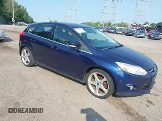 2012 Ford Focus Titanium с VIN 1FAHP3N23CL151465, выставлен на аукционе IAAI как лот 42486956 с пробегом 130 817 миль миль и . История ставок и продаж доступна на DreamBid. Изображение 1.
