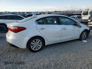 2014 Kia Forte EX with VIN KNAFX4A82E5104921, listed as a Copart auction lot 47372735 with 40,900 mi miles and Salvage Title. Bid and sale history available at carsss.com. Image 3.