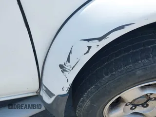 2000 Nissan Frontier XE z VIN 1N6ED27T5YC433357, wystawiony jako IAAI lot #42405160 z przebiegiem 290 620 mil mil oraz . Historia ofert i sprzedaży dostępna na DreamBid. Obrazek 13.