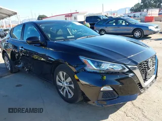 2020 Nissan Altima S z VIN 1N4BL4BV9LC260115, wystawiony jako IAAI lot #41642813 z przebiegiem 35 404 mil mil oraz . Historia ofert i sprzedaży dostępna na DreamBid. Obrazek 1.