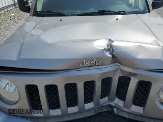 2016 Jeep Patriot Sport with VIN 1C4NJRBB2GD511783, listed as a Copart auction lot 62000425 with 96,260 mi miles and Salvage title. Bid and sale history available at DreamBid. Image 12.
