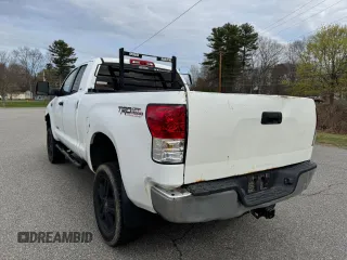 2008 Toyota Tundra с VIN 5TBBV54128S516419, выставлен на аукционе Copart как лот 58626905 с пробегом 190 891 миль миль и Чистый • Clean title. История ставок и продаж доступна на DreamBid. Изображение 3.