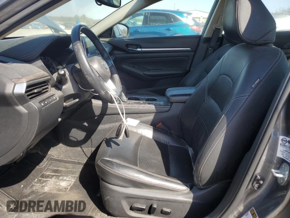 2019 Nissan Altima SL with VIN 1N4BL4EW7KC184302, listed as a Copart auction lot 48320525 with 110,981 mi miles and Salvage Title. Bid and sale history available at carsss.com. Image 7.