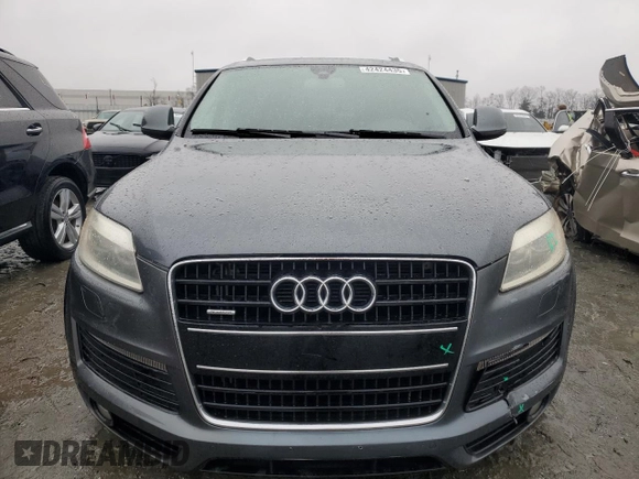 2008 Audi Q7 4.2L Premium with VIN WA1EV74LX8D037625, listed as a Copart auction lot 42424435 with 175,993 mi miles and Salvage Title. Bid and sale history available at carsss.com. Image 5.