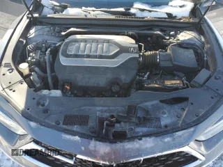 2018 Acura RLX w/Technology Pkg with VIN JH4KC1F57JC001458, listed as a Copart auction lot 42004965 with 31,216 mi miles and Clean Title. Bid and sale history available at carsss.com. Image 11.