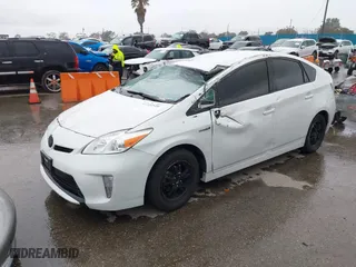 2015 Toyota Prius Four with VIN JTDKN3DU4F1909032, listed as a IAAI auction lot 41724920 with 1 mi miles. Bid and sale history available at carsss.com. Image 16.